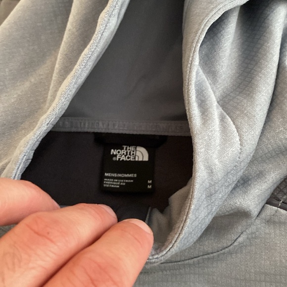 Men’s The North Face 1/2 Zip Pullover Hoodie Worn 2 times - Picture 7 of 10